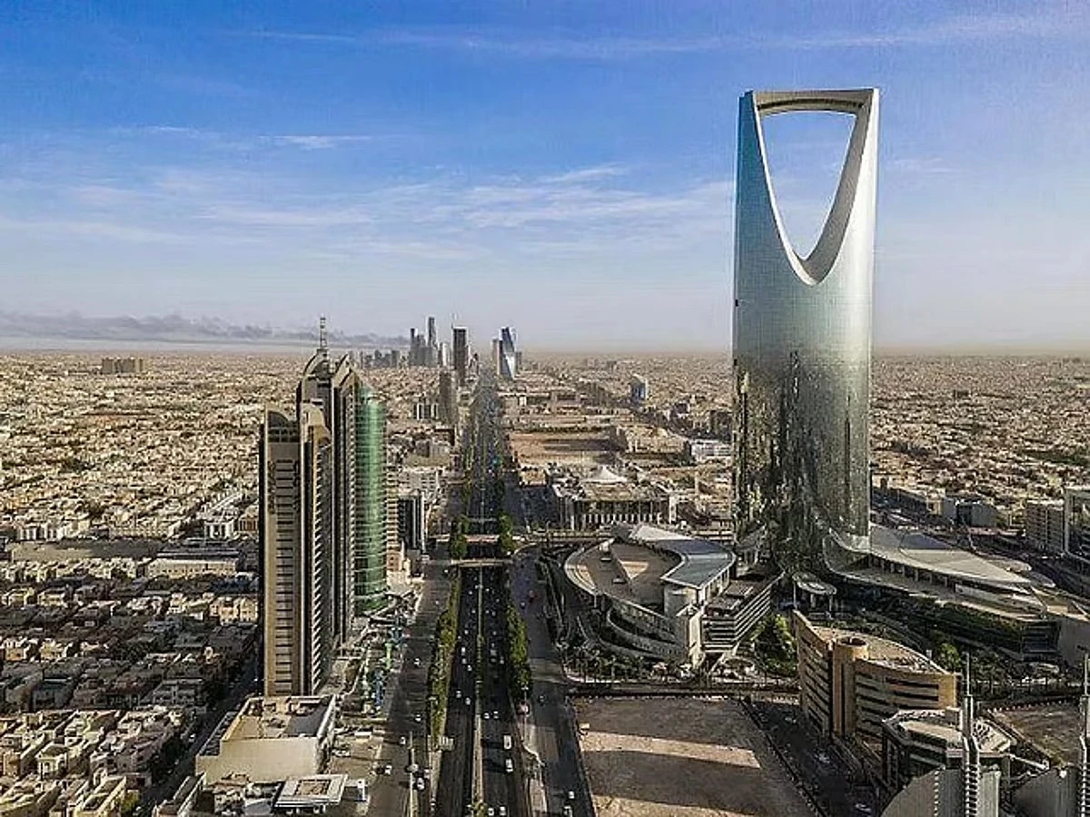 Saudi Arabia Fast-Tracks Family Visas for Skilled Expats