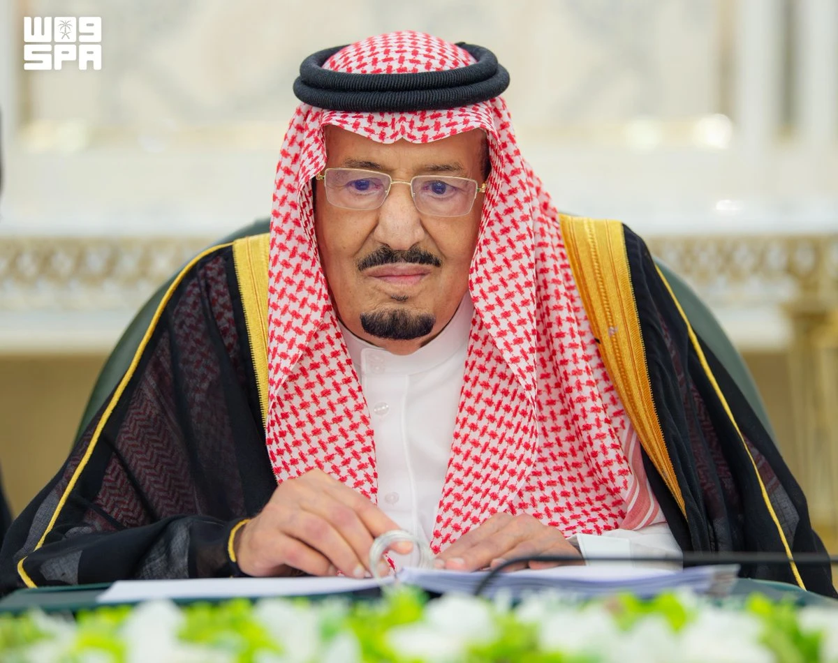 King Salman Brands Houthis 'Terrorist Militia' After Mecca Drone Attack Attempt