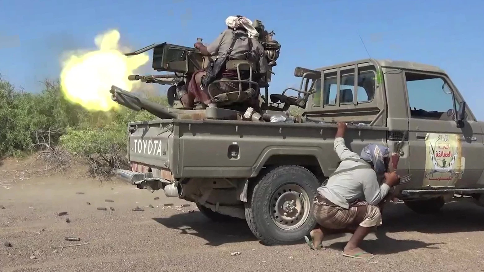 Houthi Missiles Target Riyadh Airport Amid Escalating Conflict