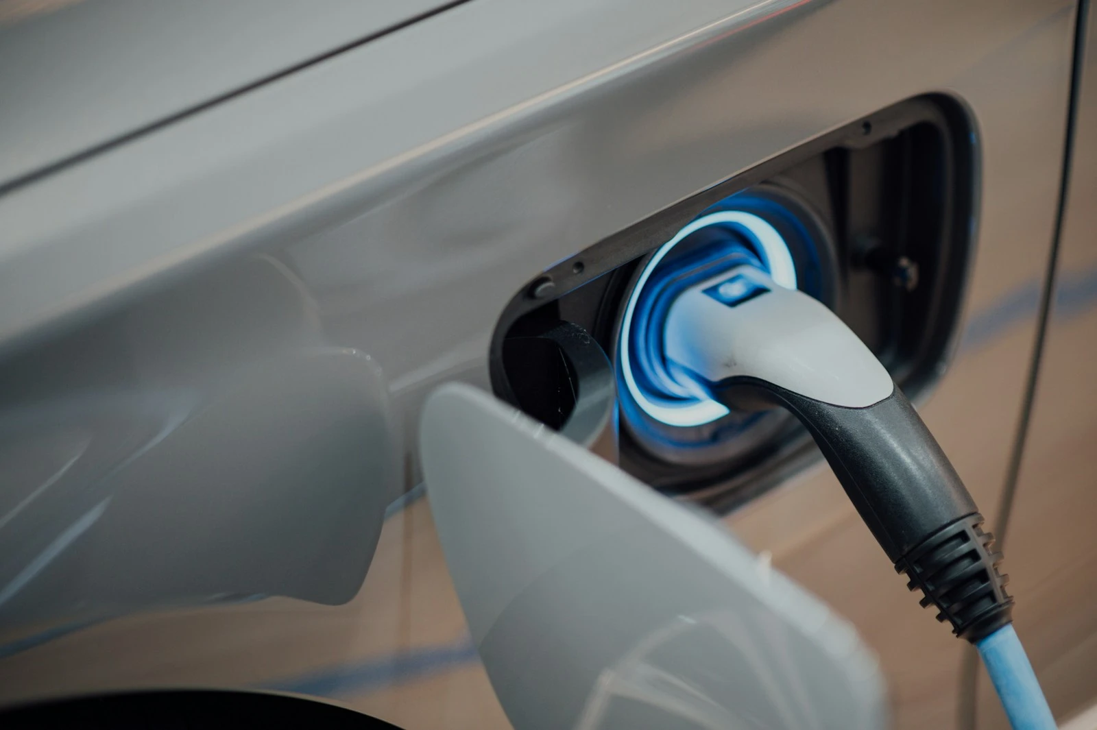 Oman Announces Public EV Charging Fees Starting October 1 2026