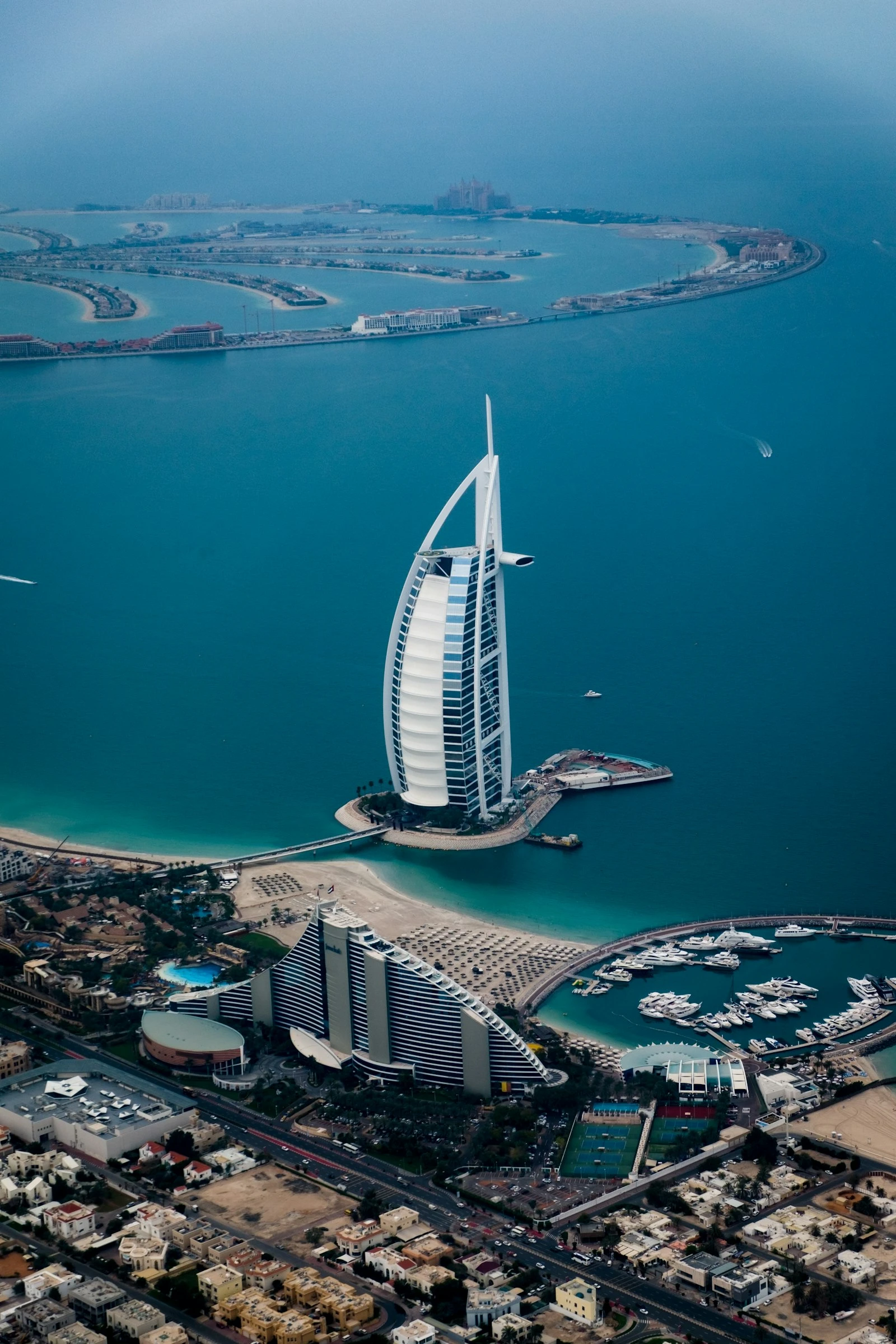 Amazing UAE Survey Reveals Why Nearly Half of Wealthy Expats Want to Retire Here