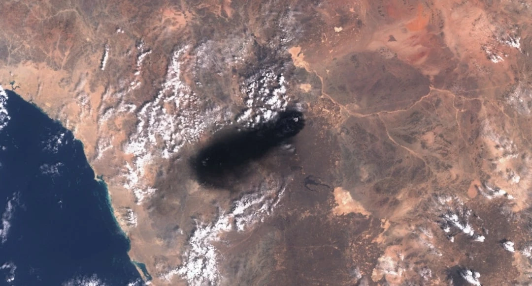 Urgent Warning: Houthis Strike Saudi Airbase As Oil Pipeline Shuts Down