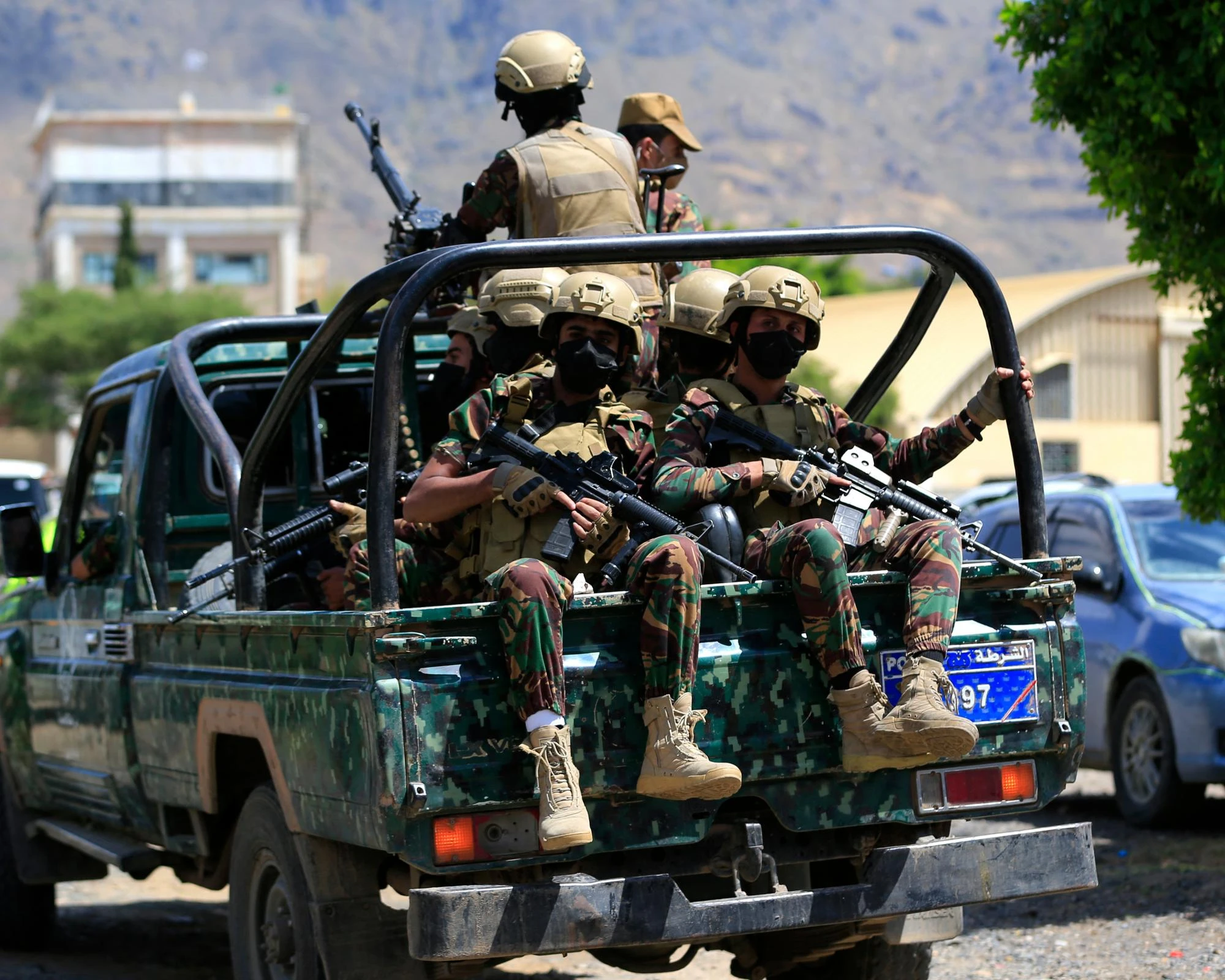 Shocking Houthi Strike on Saudi Airbase As Hormuz Talks Collapse