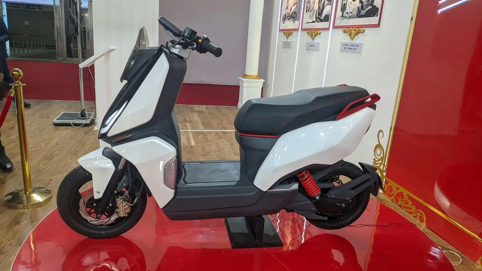 LML Electric Scooter Launching Now as LML EV Star. Boss of Ather and OLA Arriving.